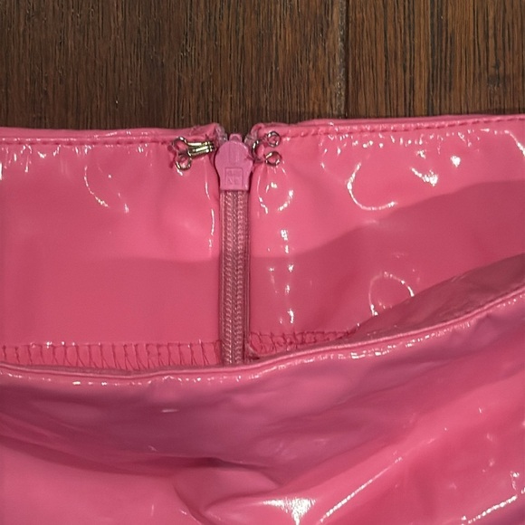 Small / Size 4 Barbie Pink Mini Pencil Skirt for Night Out - Picture 5 of 9